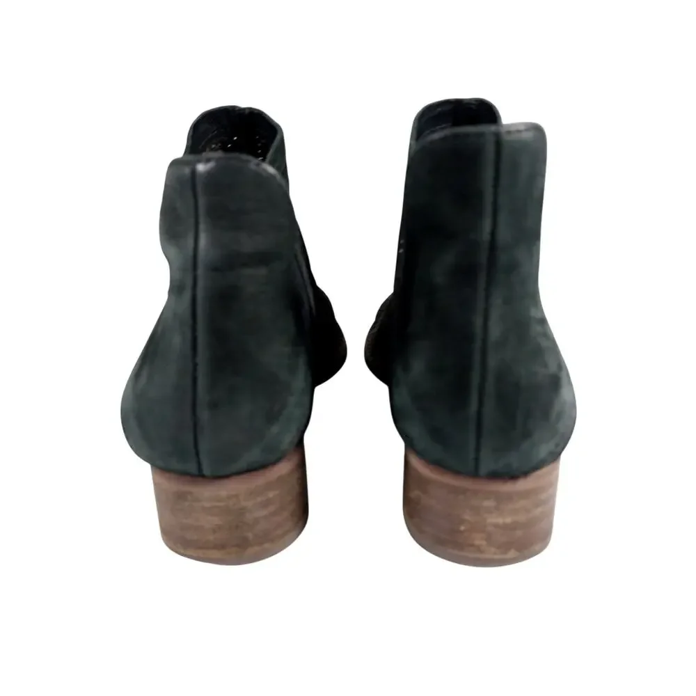 VINCE CAMUTO! BLACK GENUINE SUEDE LEATHER PERFORATED FINISH ANKLE BOOTS! SZ 5.5M